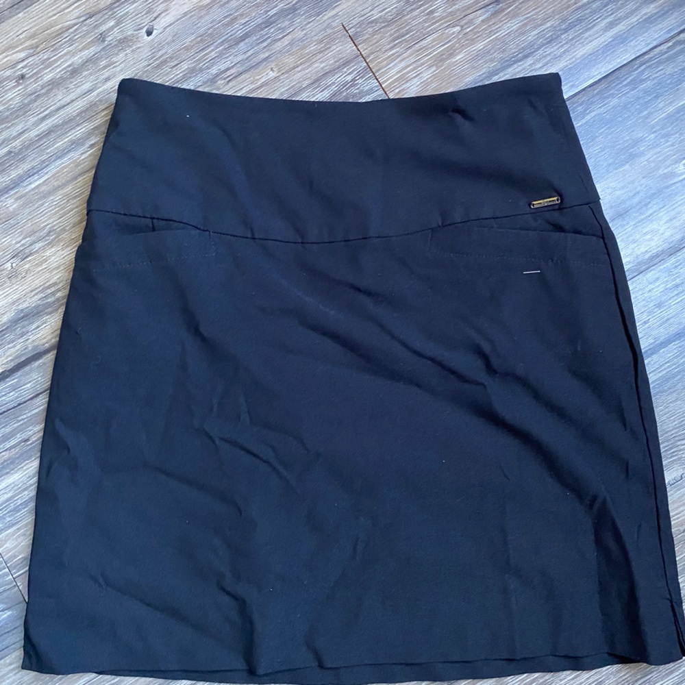 Black 360 tummy control skirt with pockets
